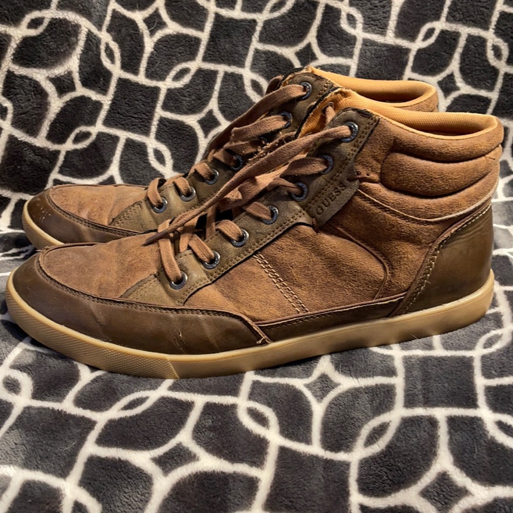 GUESS brown high top